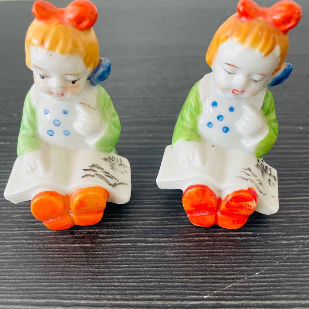 Occupied Japan Figural Ceramic Salt & Pepper Shakers